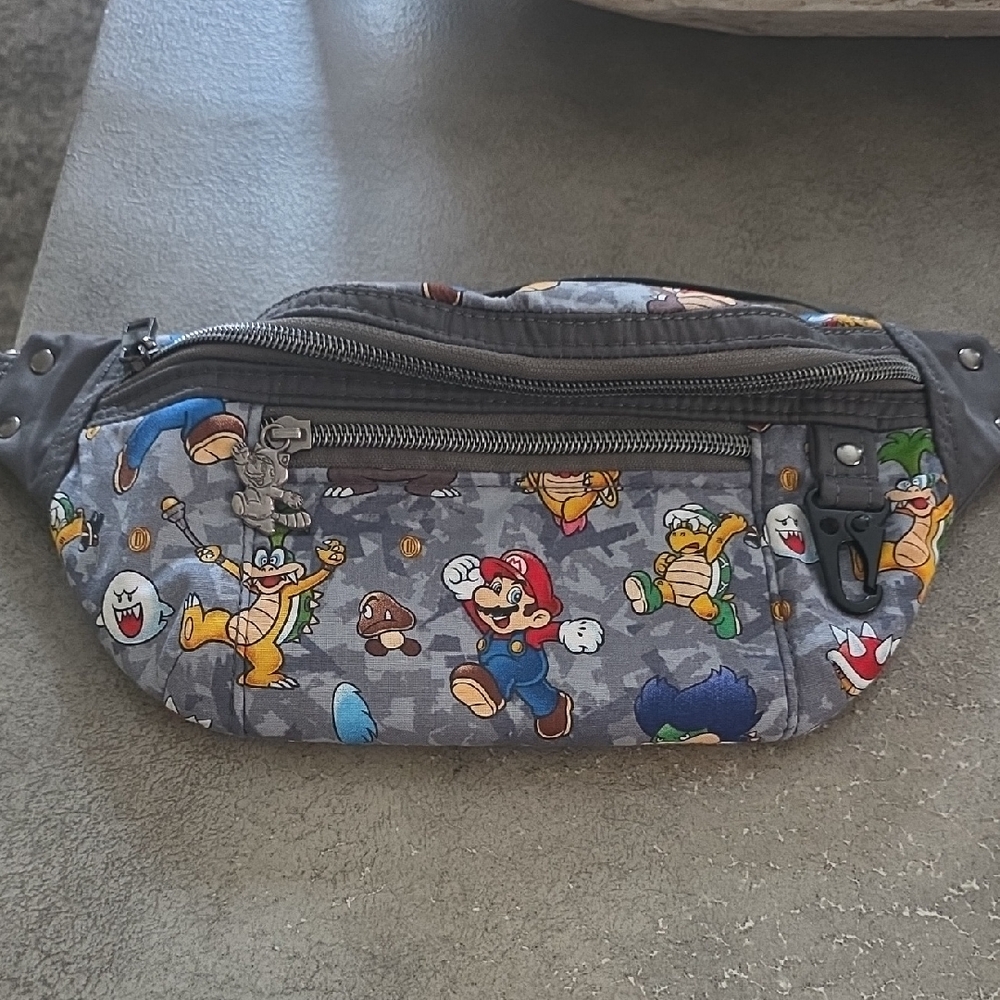 Super Mario Character Print Fanny Pack
